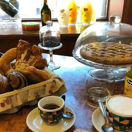 Etrusca Bed & Breakfast